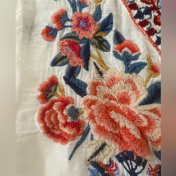 Beautiful Johnny Was Workshop Embroidered Too - Picture 3 of 5